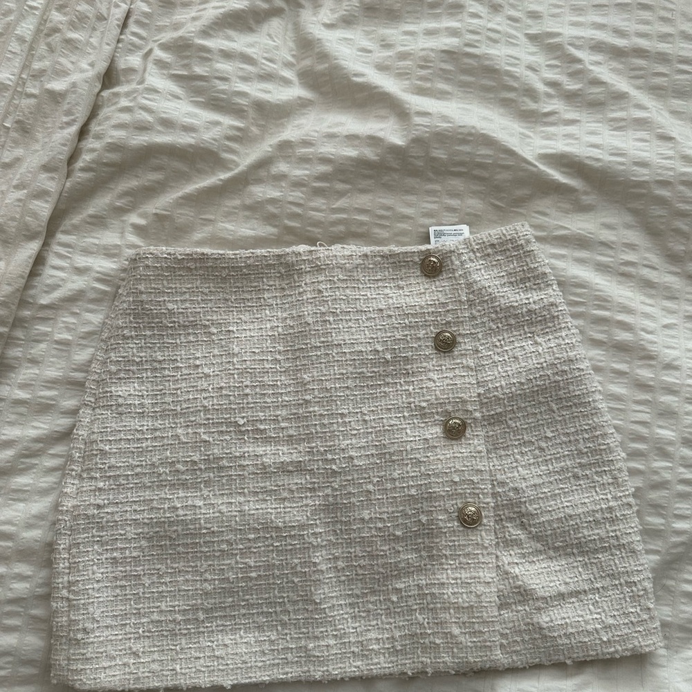 H&M Cream Pencil Mini Skirt with Textured Fabric